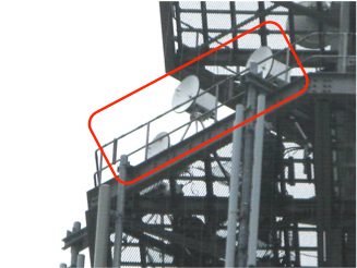 図7　NTTビルに設置された11P-150M方式無線機器（本土側）