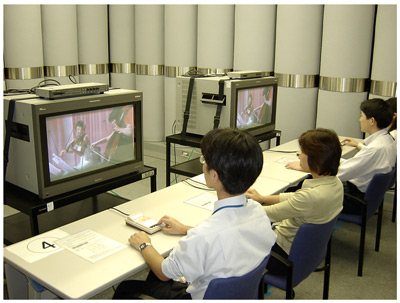 図1.4.1 映像品質評価実験風景