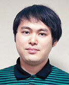 山川　高志
